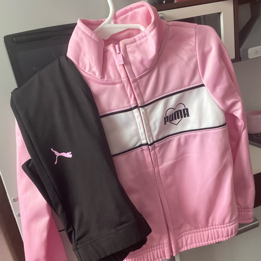 PUMA, size 2t girls two piece. Black white and pink.
